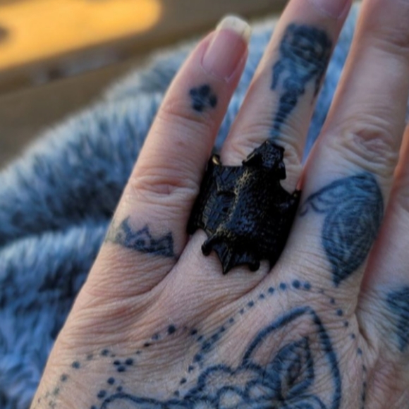 Black Bat Ring Adjustable Goth Whimsigoth Witchy Cosplay Halloween Costume Party - Picture 4 of 12
